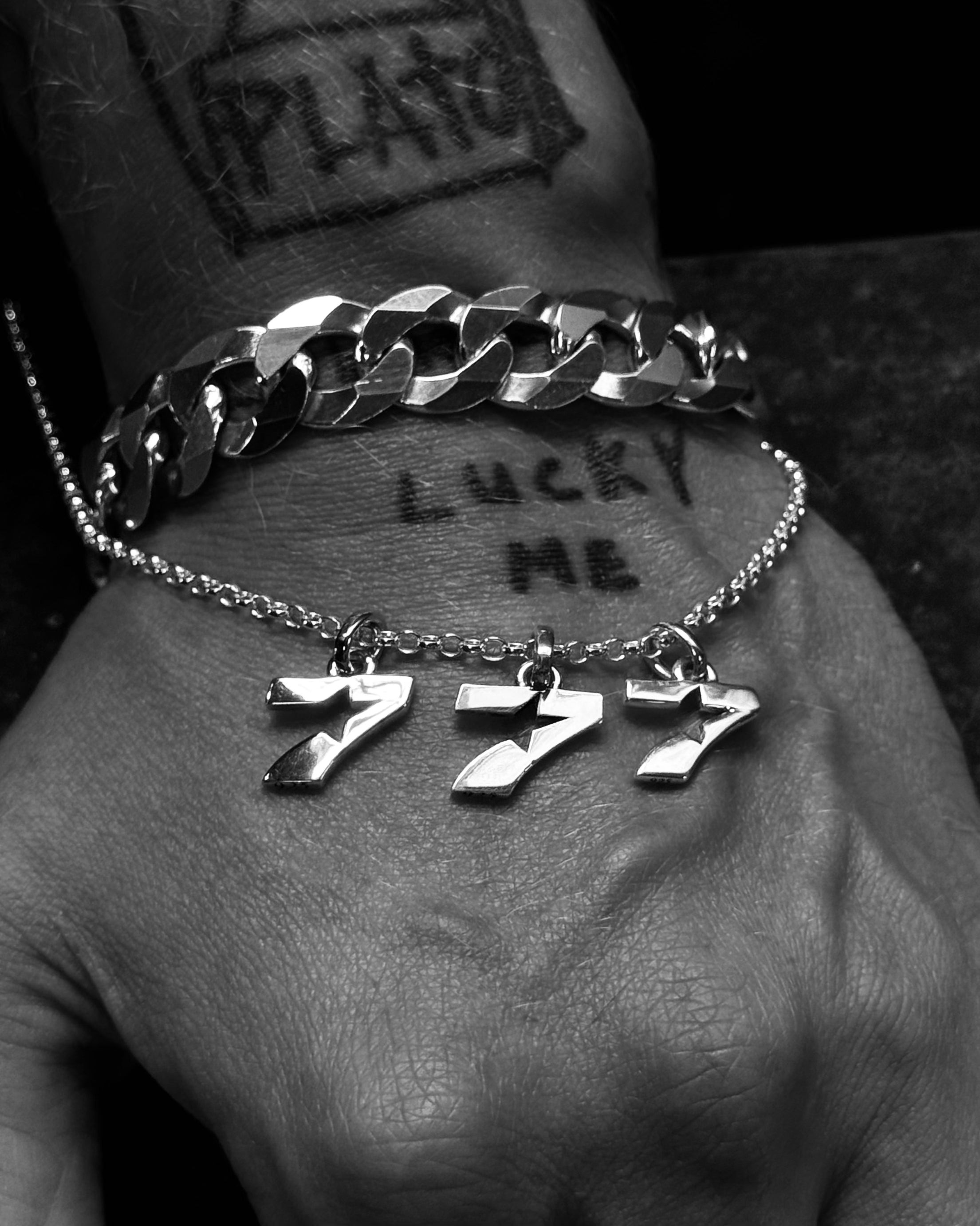 The North Cross Lucky 7s