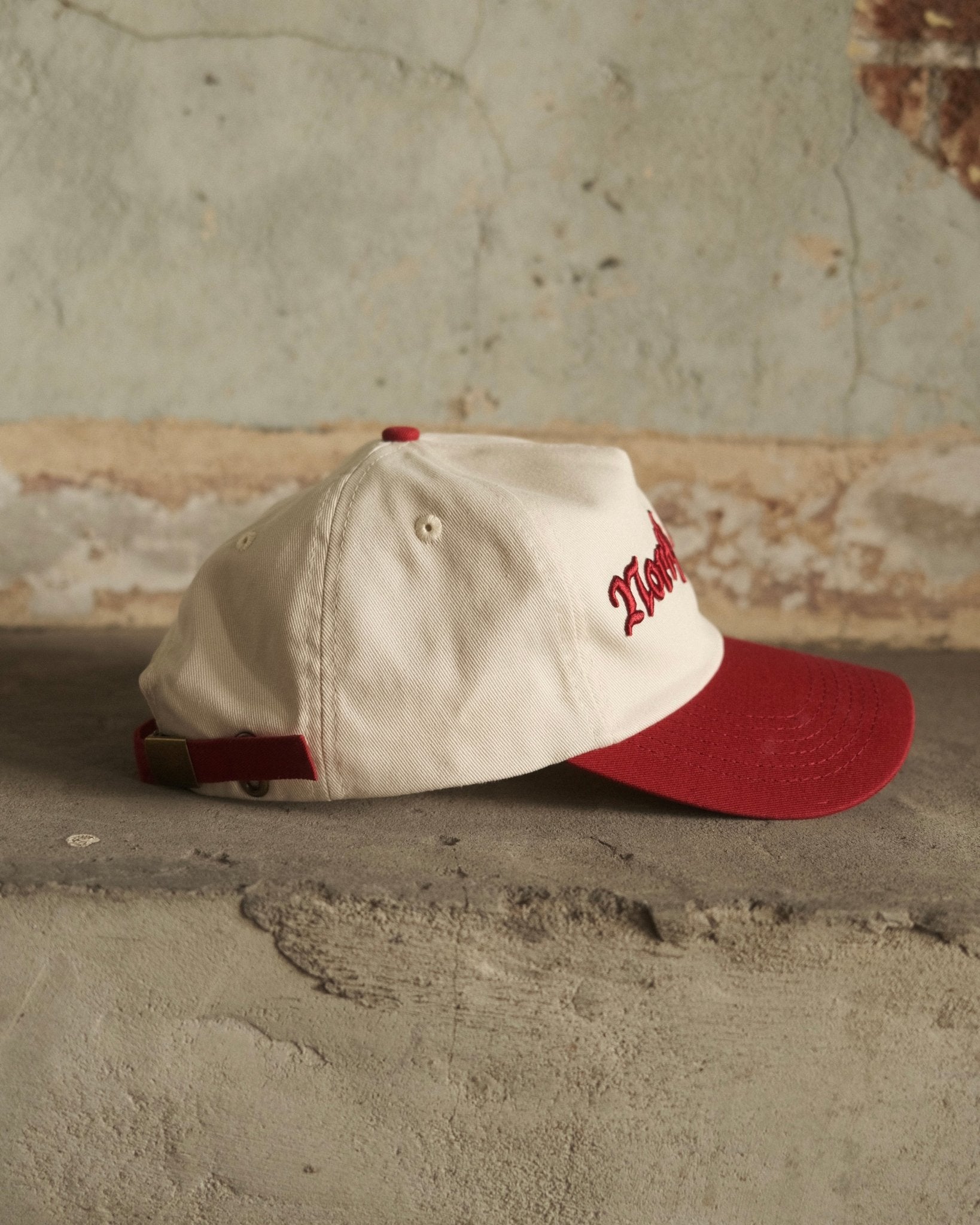 RED BASEBALL CAP - North Cross - Headwear