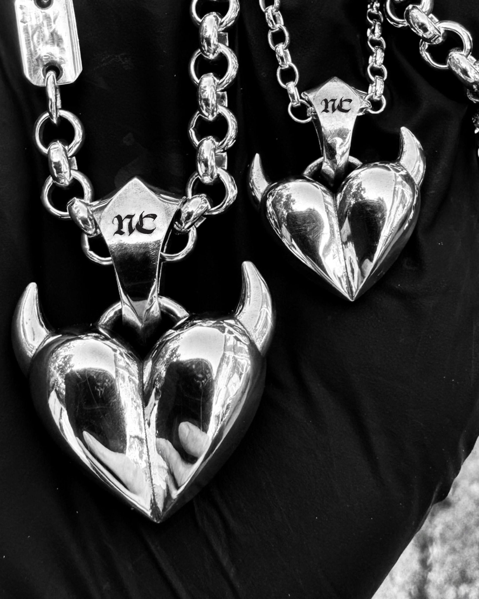 SMALL HORNED HEART PENDANT - North Cross - Pendant