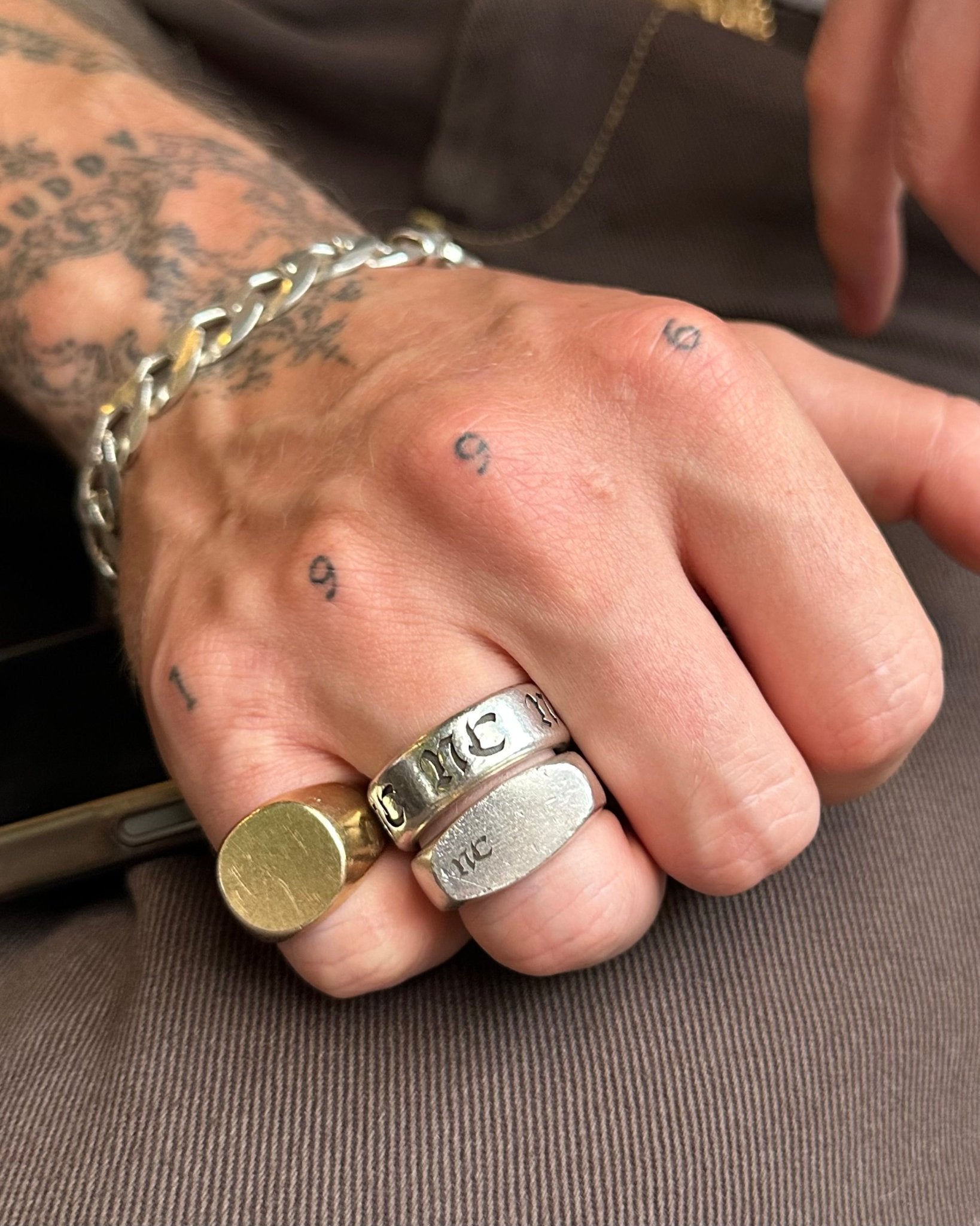 THE GOLD SIGNET - North Cross - Rings