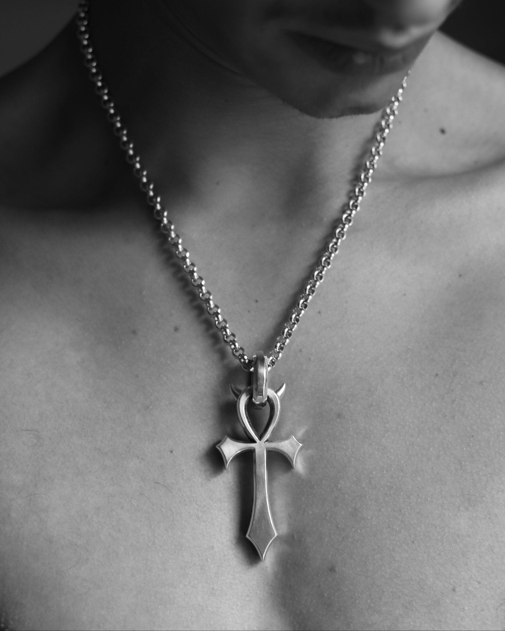 XL CROSS PENDANT - North Cross - Pendant