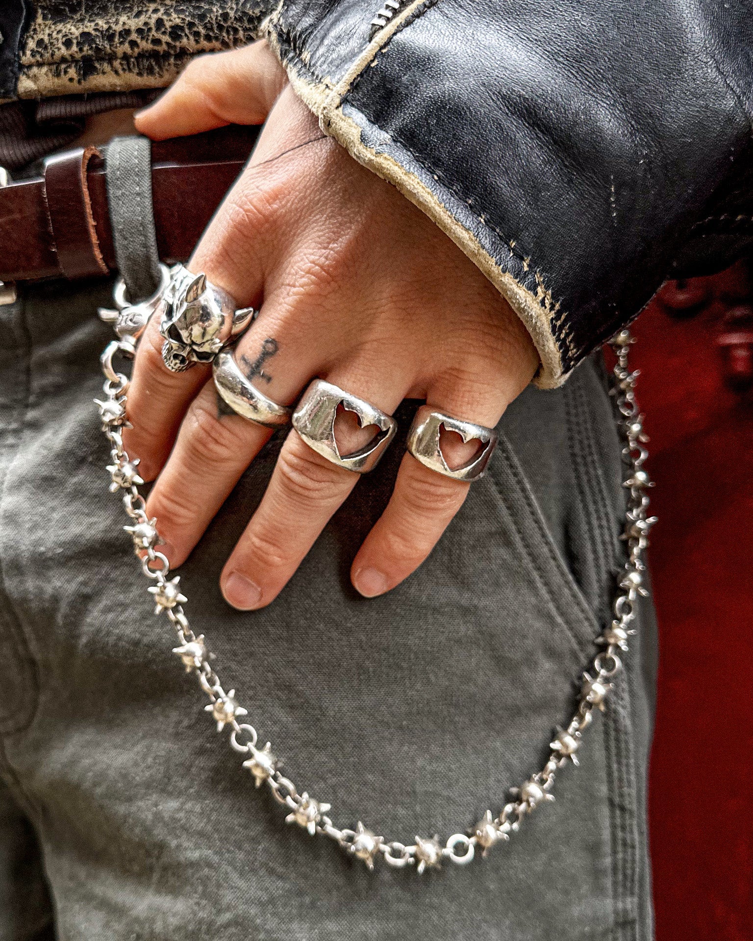 The North Cross Devil Horned Skull Ring