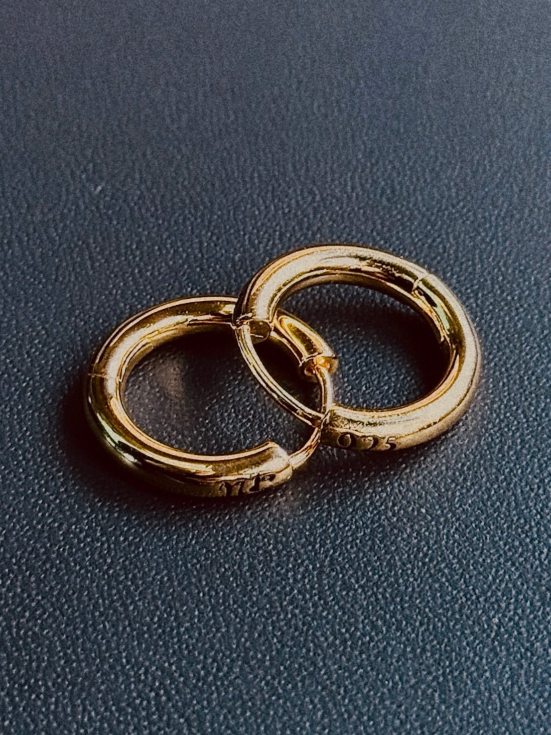 GOLD NC LARGE HOOP - North Cross - Earring