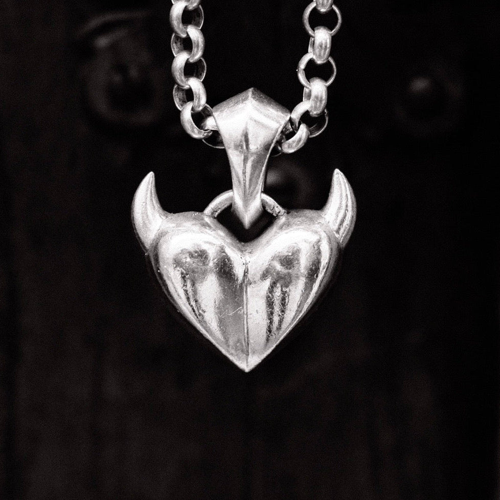 LARGE HORNED HEART PENDANT - North Cross - Pendant