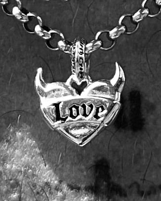 LOVE HATE PENDANT - North Cross - Pendant