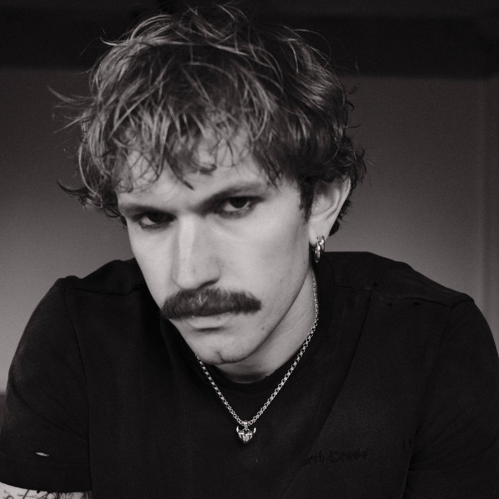 SMALL HORNED HEART PENDANT - North Cross - Pendant