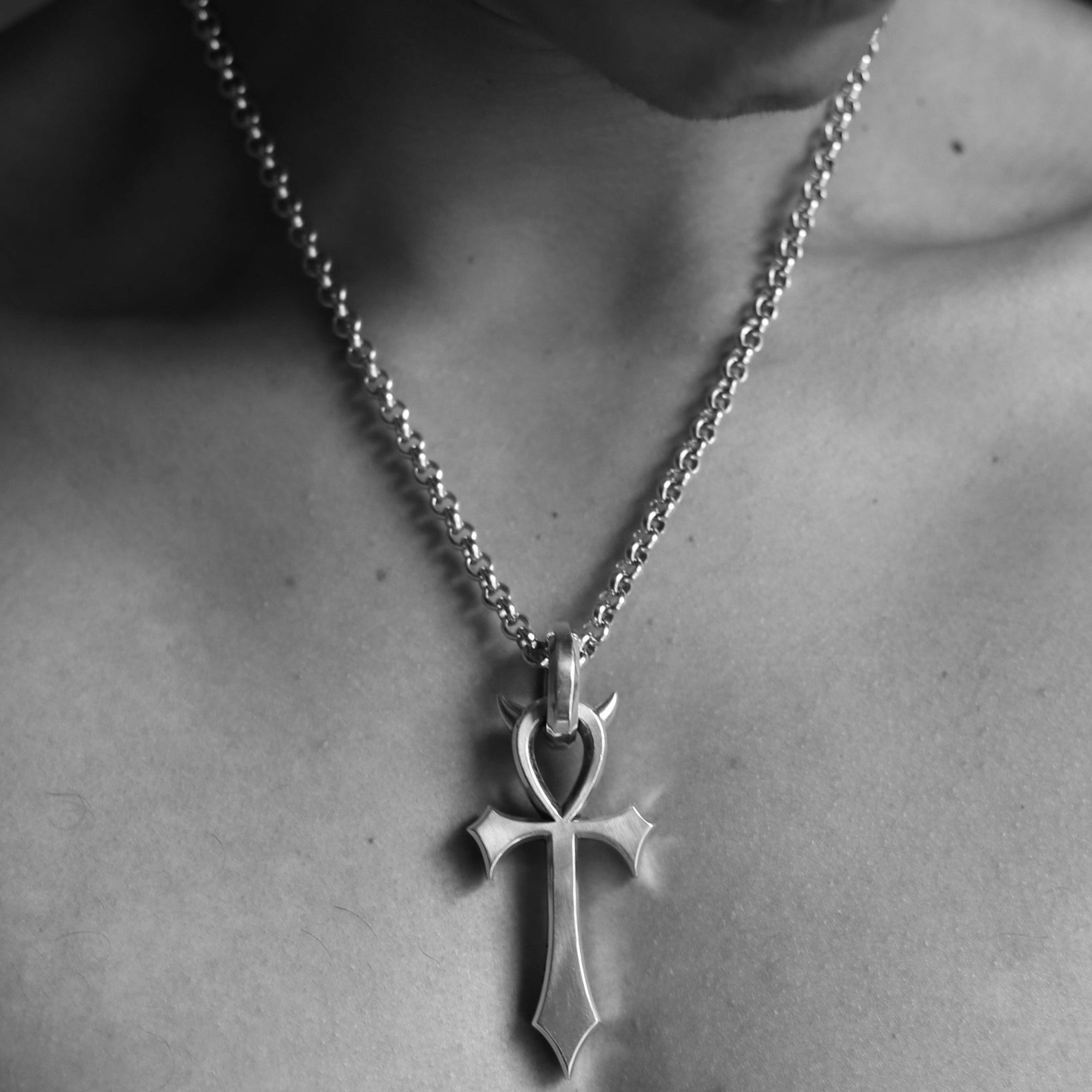 XL CROSS PENDANT - North Cross - Pendant